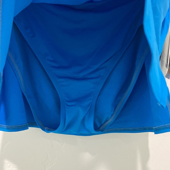 NWT Coco Reef Paragon Swim Skirt - Picture 7 of 8